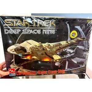 Star Trek Deep Space Nine Cardassian Galor Class Ship Model Kit AMT